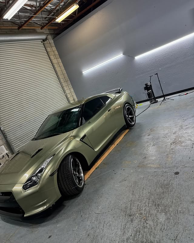 Nissan GTR Nismo Wrap Process Demonstration